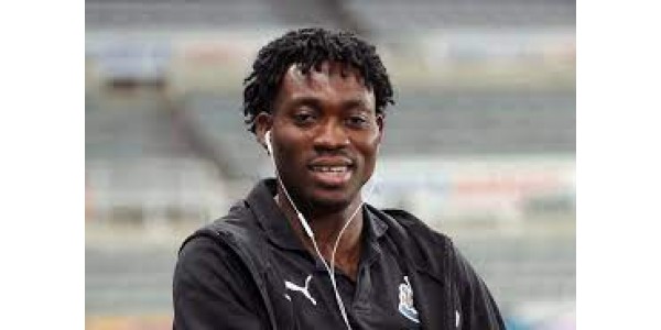 Atsus Frau weint bei Newcastle United